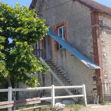 Chambre à La Ferme Saint-Martin-des-Champs  Extérieur photo
