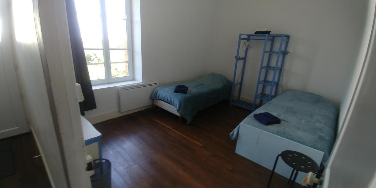 Chambre à La Ferme Saint-Martin-des-Champs  Extérieur photo